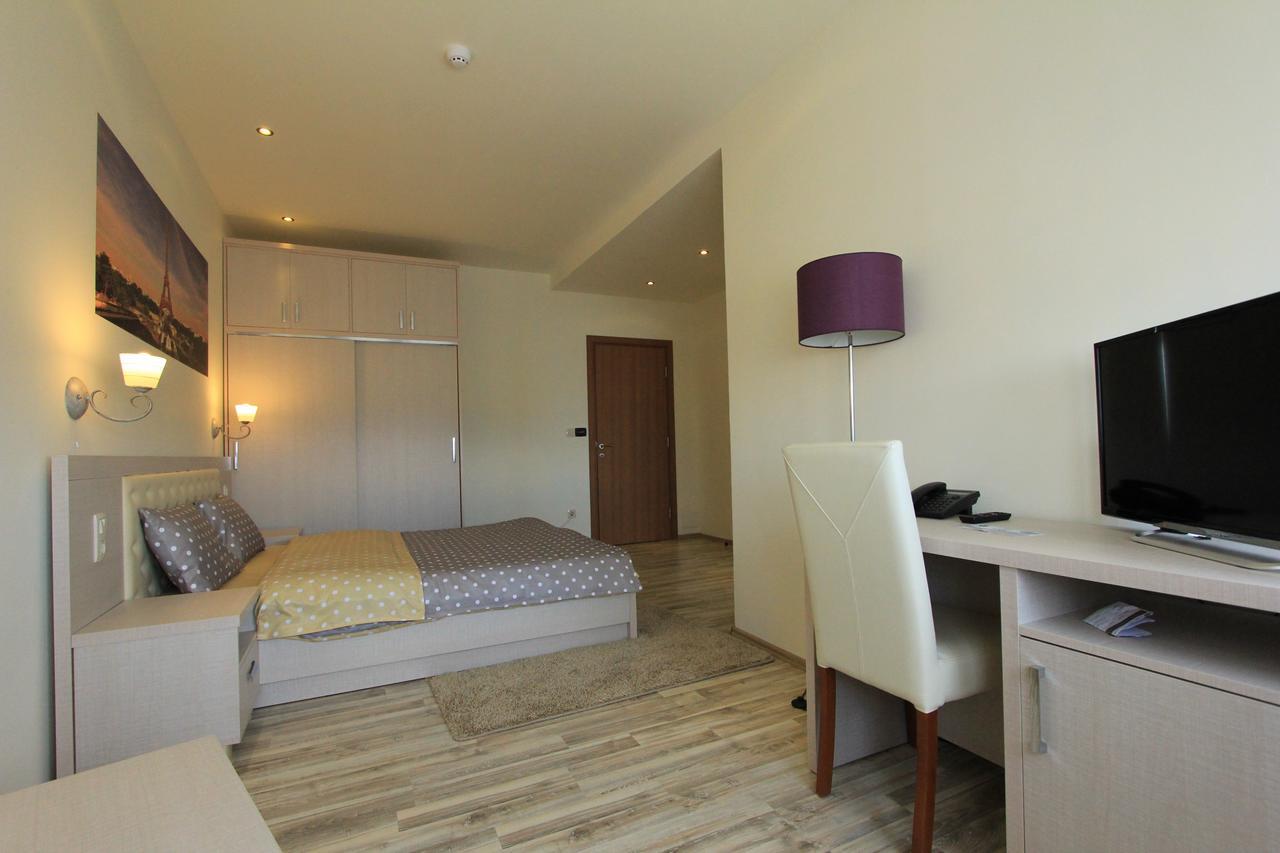 Hotel La Villa Gjakova Pokoj fotografie