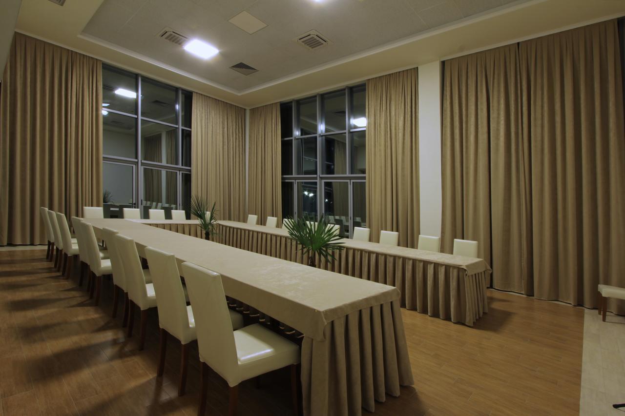Hotel La Villa Gjakova Exteriér fotografie