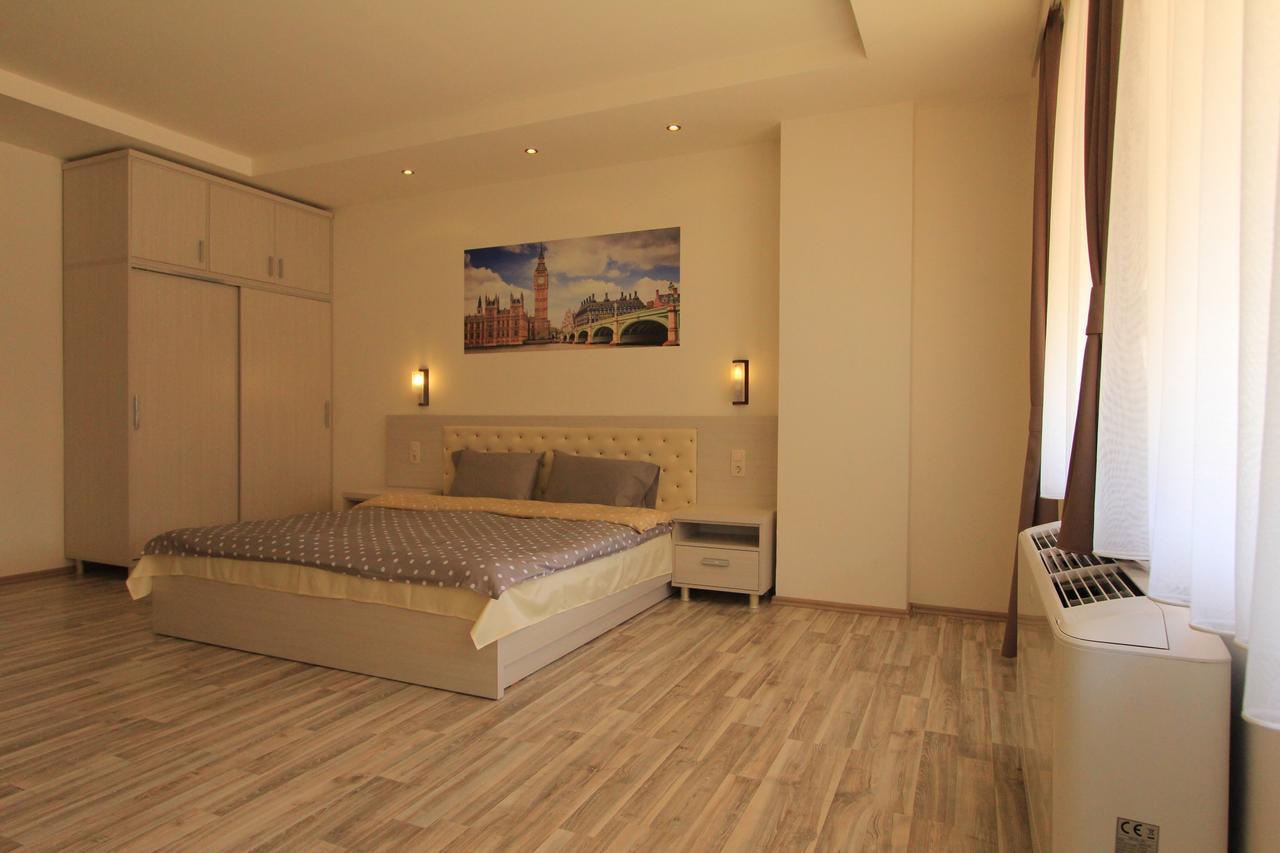 Hotel La Villa Gjakova Exteriér fotografie